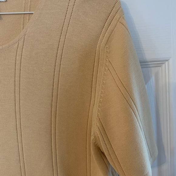 Ladies sweater top - Picture 5 of 7